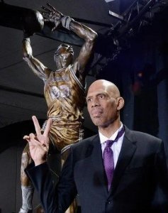 ​NBA历史上到目前为止最伟大的10个中锋是谁?