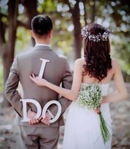 ​未婚大龄男和二婚男(大龄剩女找二婚男还是大龄剩男)