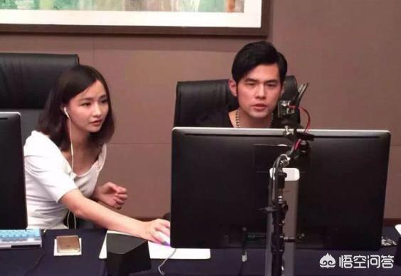 还有人记得周杰伦花2000W投资的网吧吗？当时说收费300元一小时