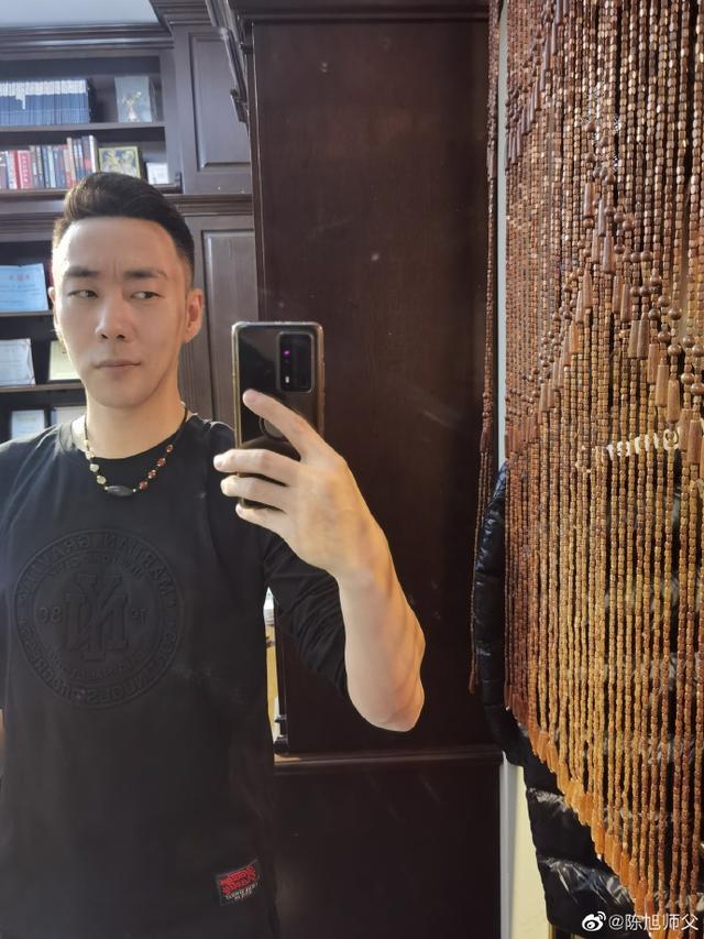 哥已不是当年那个哥原唱(这首歌你绝对听过)(6)