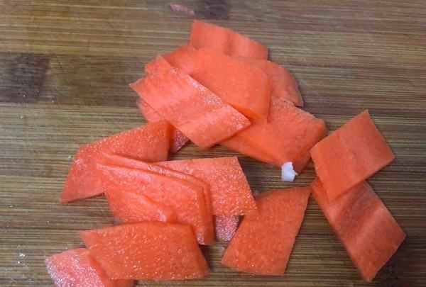 芹菜怎么素炒,素炒芹菜怎么做好吃图6