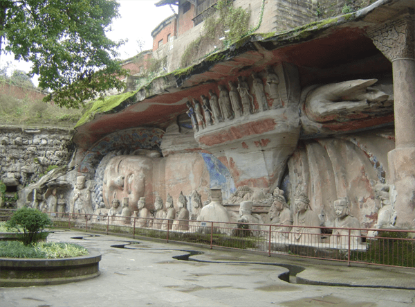 宝顶山石窟在哪里(宝顶山在什么地方)