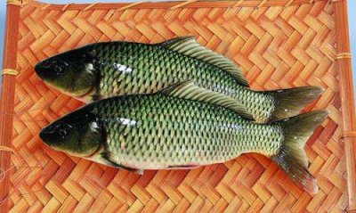 ​鱼煮熟后有煤油味怎么处理,在街边买的鱼可以吃吗