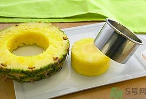 菠萝和凤梨一样吗?菠萝和凤梨的区别 菠萝和凤梨一样吗?菠萝和凤梨的区别