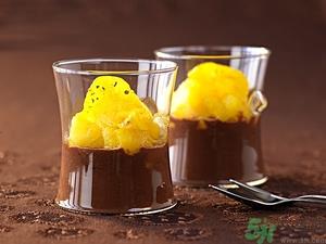 菠萝和凤梨一样吗?菠萝和凤梨的区别 菠萝和凤梨一样吗?菠萝和凤梨的区别