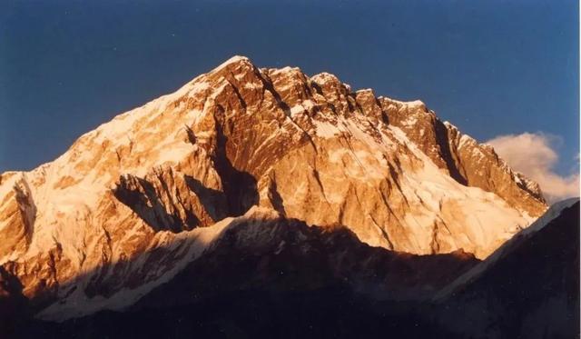 喜马拉雅山峰最新高度（10座8000米高峰汇聚于此）(36)