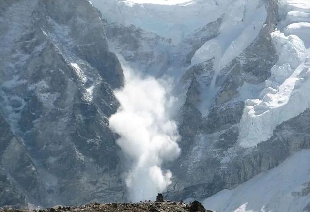 喜马拉雅山峰最新高度（10座8000米高峰汇聚于此）(32)