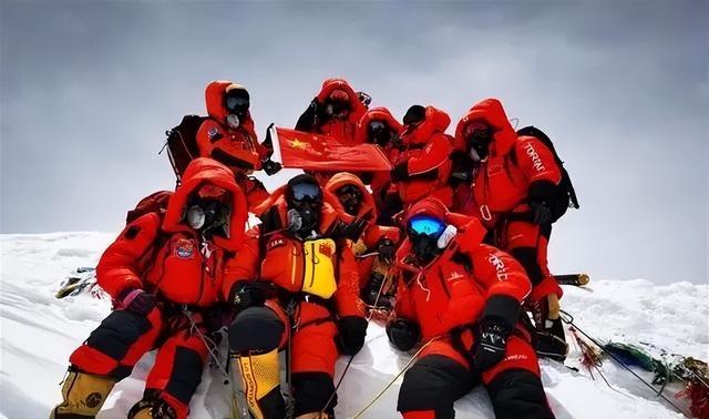 喜马拉雅山峰最新高度（10座8000米高峰汇聚于此）(27)