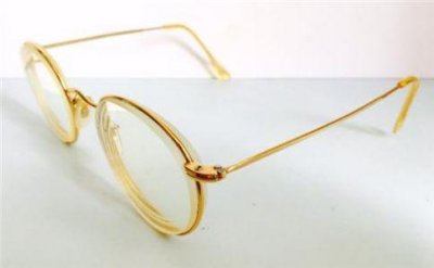 ​镜架的材质分类及优缺点（挑选各种材质镜架）