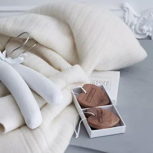 纯羊绒大衣和羊绒衫哪个更保暖（买了那么贵的羊绒衫和羊毛大衣）(12)