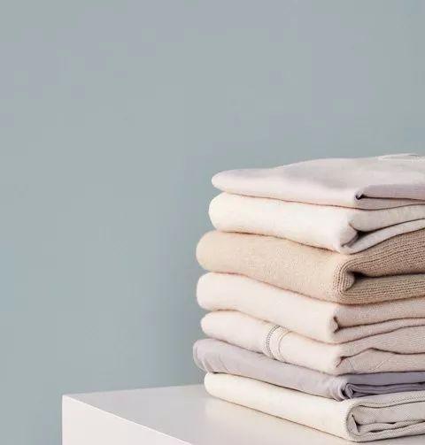 纯羊绒大衣和羊绒衫哪个更保暖（买了那么贵的羊绒衫和羊毛大衣）(10)