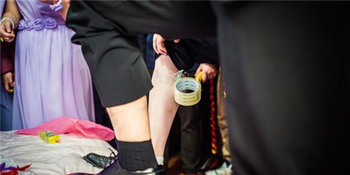 夫妻婚礼游戏大全（40种闹洞房游戏嗨翻婚礼）(4)