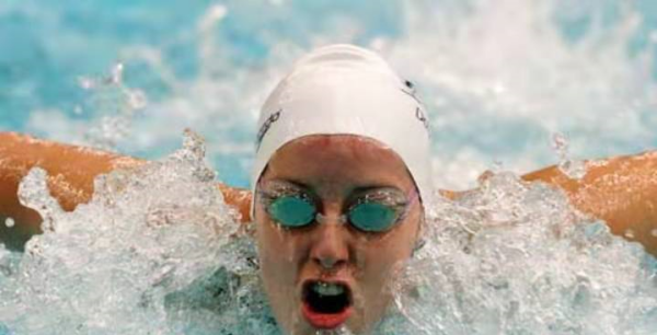 游泳为什么要戴帽子,为何游泳选手在比赛时都会戴特制的帽子呢图9