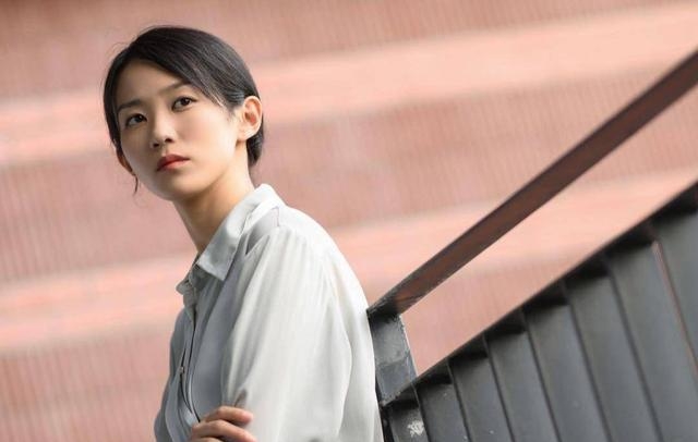 吕晓霖沉默的真相(吕晓霖惊艳的照片) 吕晓霖 真相 第7张