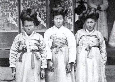 ​朝鲜古代为何爱好“露乳装”？世界文化真精彩！