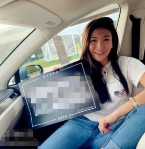 ​叶玉卿21岁女儿近照，与母亲犹如两姐妹，完美继承优良基因