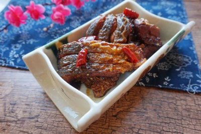 ​家常烧鱼块的做法，做法简单，吃起来味道鲜美