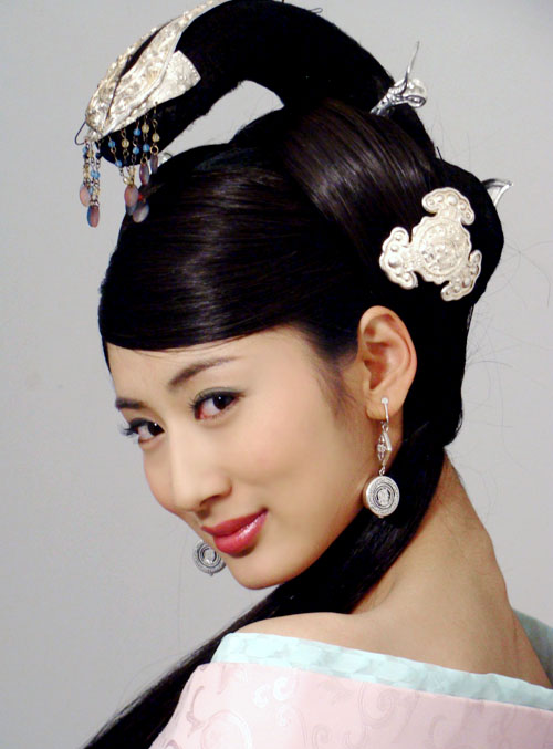 飞燕合德电视剧,有一个电视剧女主角叫安然图2