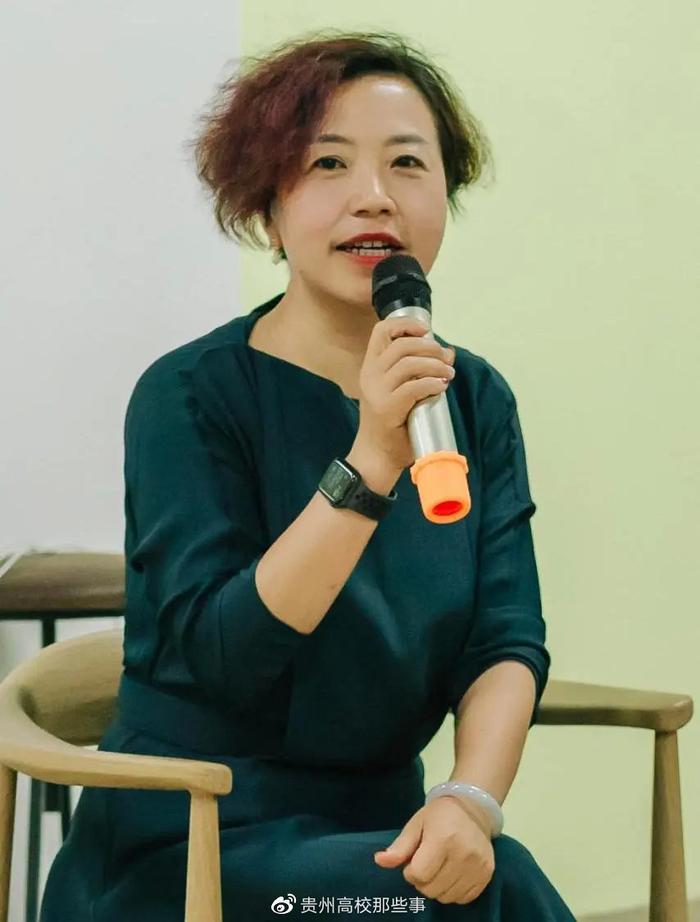 贵州民族大学人文科技学院成功举办首次院长圆桌论坛