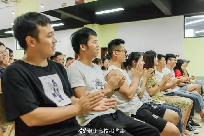 贵州民族大学人文科技学院成功举办首次院长圆桌论坛