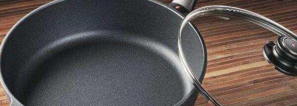 炒锅外面的油渍污垢怎样去除,炒锅底外面的黑垢怎么去除图10