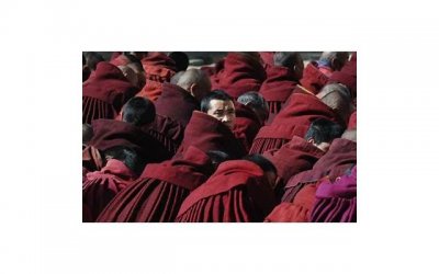 ​过年回老家凤凰男花光十万积蓄“装阔”，归来后发现女儿已有新爹