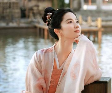 ​刘亦菲深陷“变性人”风波，她到底经历了什么？