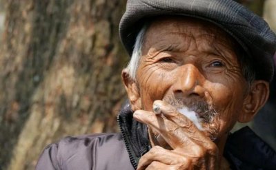 ​农村建房俗语“门对窗，人遭殃，门对门，必伤人”这是什么意思？