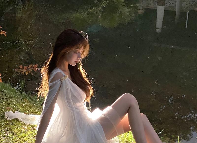 老人追90后女子