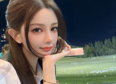 ​酒后表白被拒表示继续做朋友(33岁女学生和男友谈了13年)