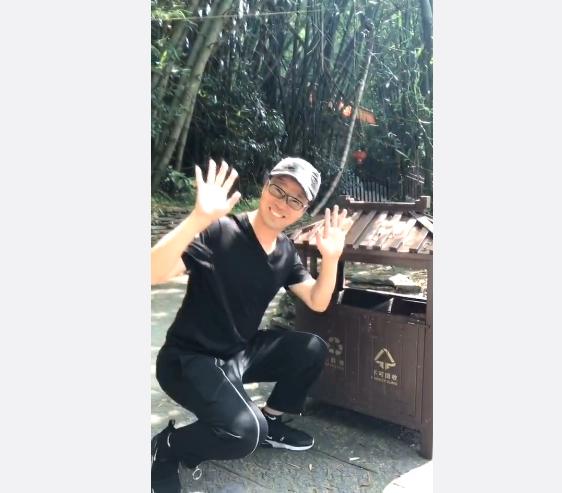 王迅秃头被发现吓坏刚领证的媳妇（王迅成名抛弃糟糠之妻）(7)