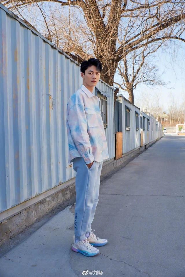 刘畅老婆吴子佳(请叫我总监刘畅成新男神)