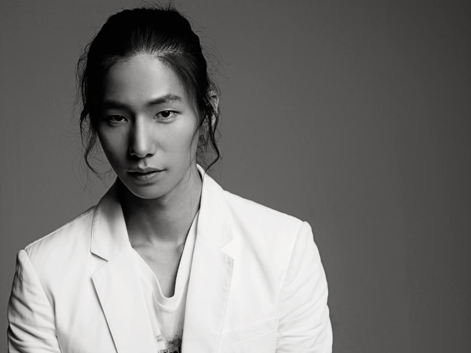 宋再临个人资料写真作品