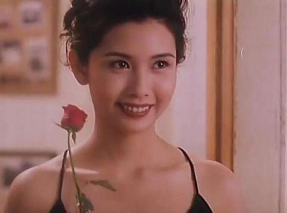 演员邱淑贞高清图片大集锦，如何评价邱淑贞的长相她为什么能火？