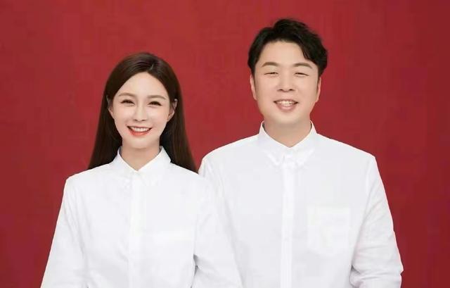 龙丹妮老公(沈梦辰现身支持老公话剧)