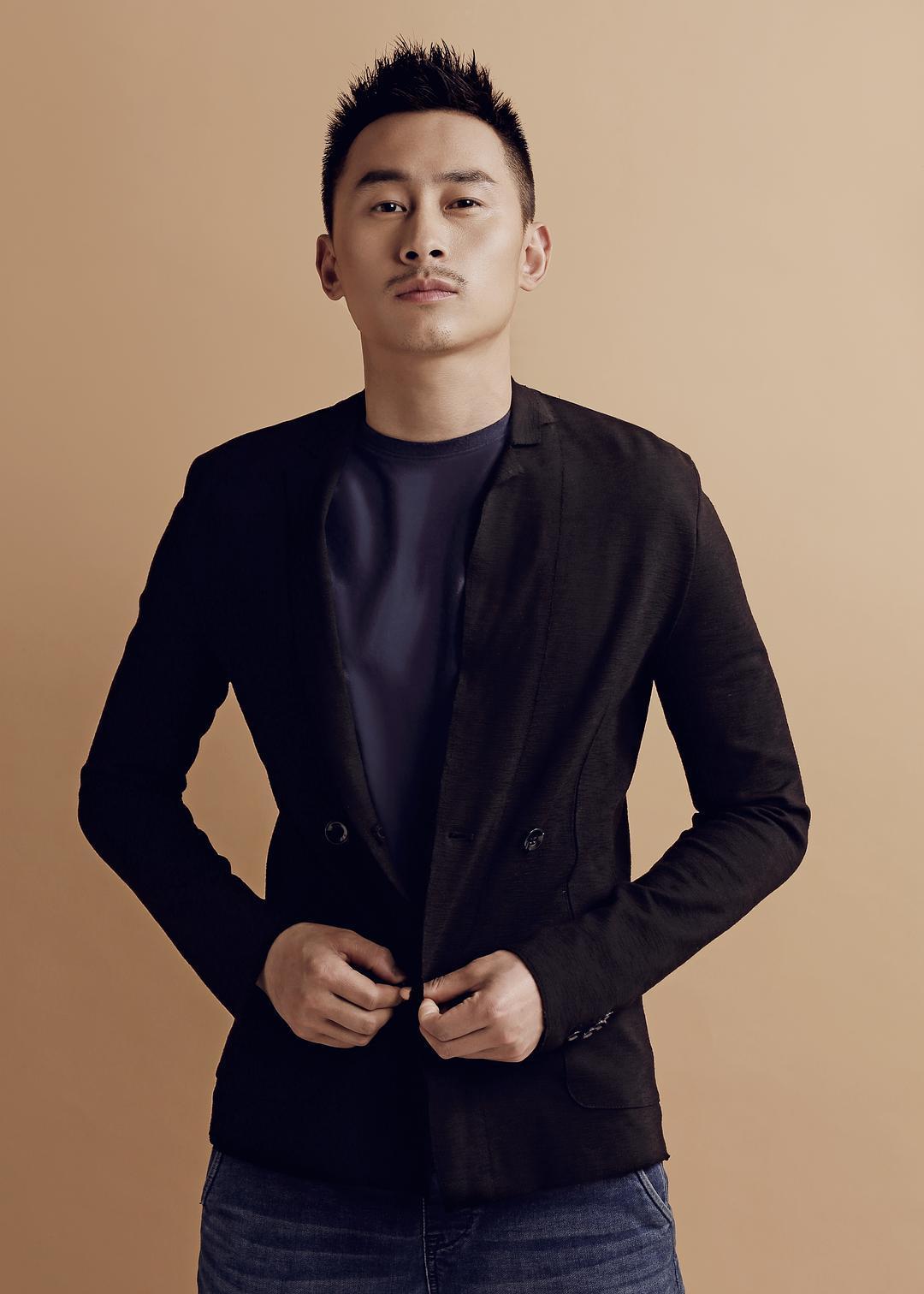 郭巳明个人资料写真作品