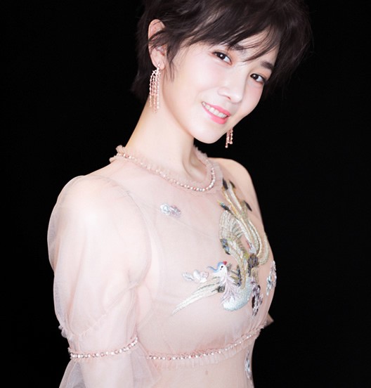 陈小纭个人资料及简介 陈小纭三围胸多大罩杯