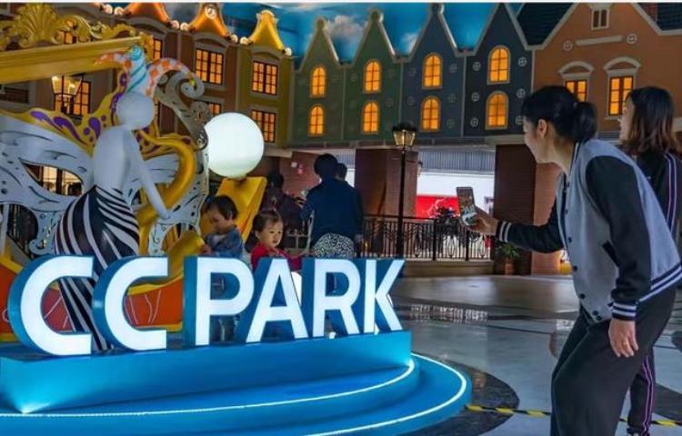 贵阳地铁二号线网红站「你还记得贵阳地铁1号线的网红地铁站吗为什么地铁2号线没有」