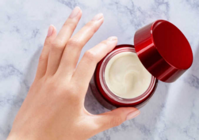 ​sk2大红瓶面霜适合什么肤质(sk2大红瓶面霜滋润型适合什么肌肤)