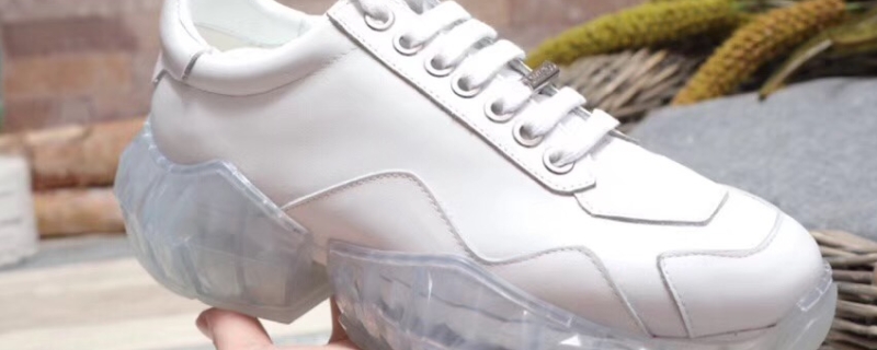 水晶底一般多久氧化放盒子-水晶底正常穿着多久开始氧化