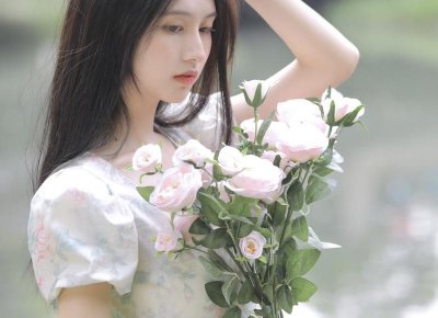 ​情侣之间叫大猪蹄子什么意思，男生叫女生大猪蹄子代表什么