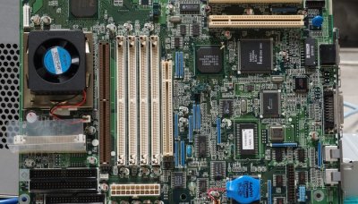 ​ram和rom的区别