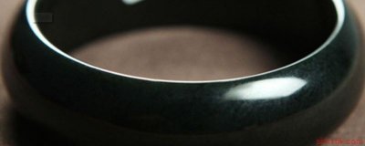 ​天山翠手镯的功效与作用 天山翠手镯的价值