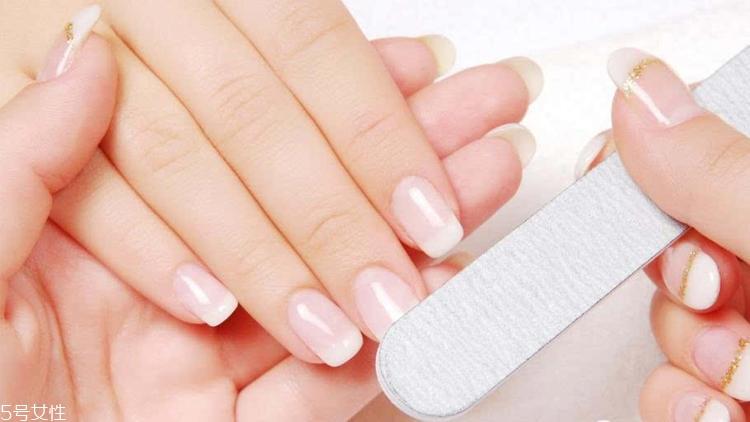 世界杯可乐美甲怎么做?世界杯主题可乐美甲教程 世界杯可乐美甲怎么做?世界杯主题可乐美甲教程