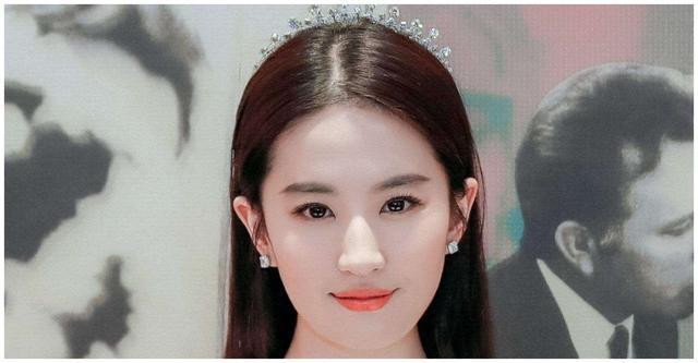 “神仙姐姐”刘亦菲为何至今单身不嫁人？看完她的经历后，明白了