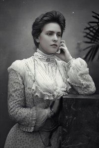 ​菲利普亲王的母亲——爱丽丝公主的故事