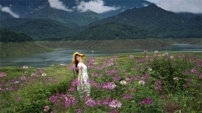 ​我与邻居姐姐的幸福故事