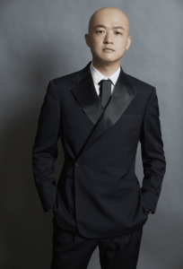 包贝尔(原名艾志超,中国内地男演员、导演)