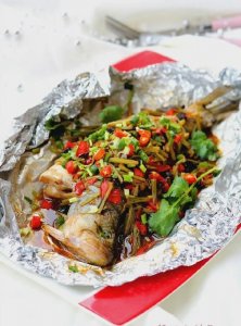 ​锡纸烤鱼要烤多少分钟,电烤箱锡纸烤鱼烤多长时间