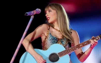 ​【女性励志故事】光鲜背后！Taylor Swift曾经为追音乐梦举家搬迁